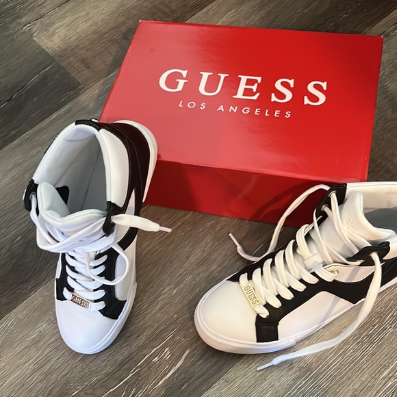 Brand NEW Guess High tops - Picture 2 of 7